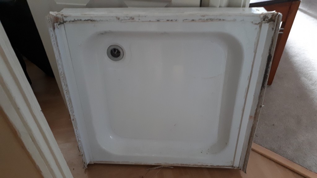 Shower Basin FREE in Grangetown, Cardiff Gumtree