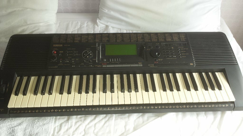 Yamaha PSR520 Keyboard in Cheltenham, Gloucestershire Gumtree