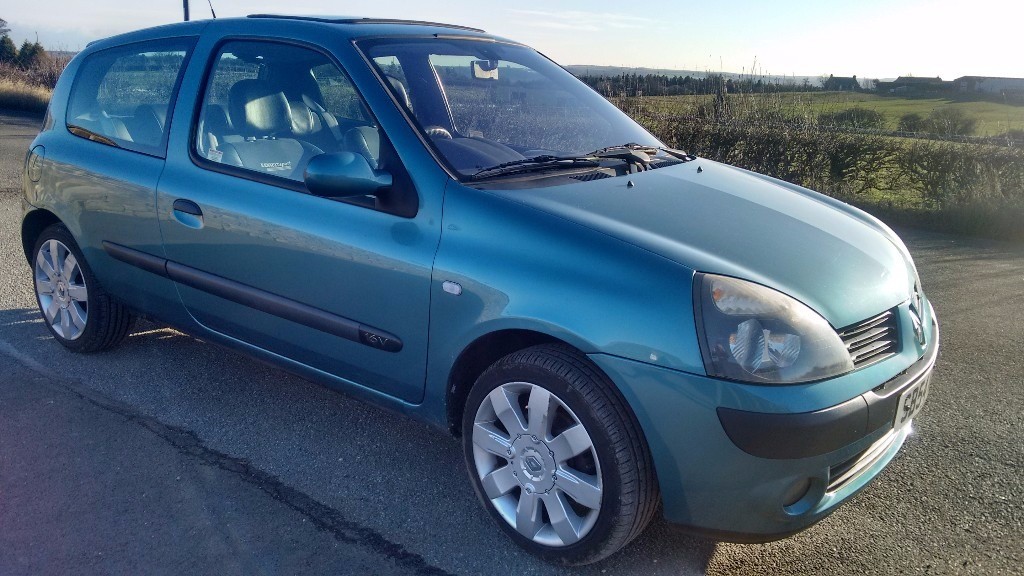 2004 Renault clio 1.2 Dynamique 16v, 3 door hatchback, blue | in Pelton