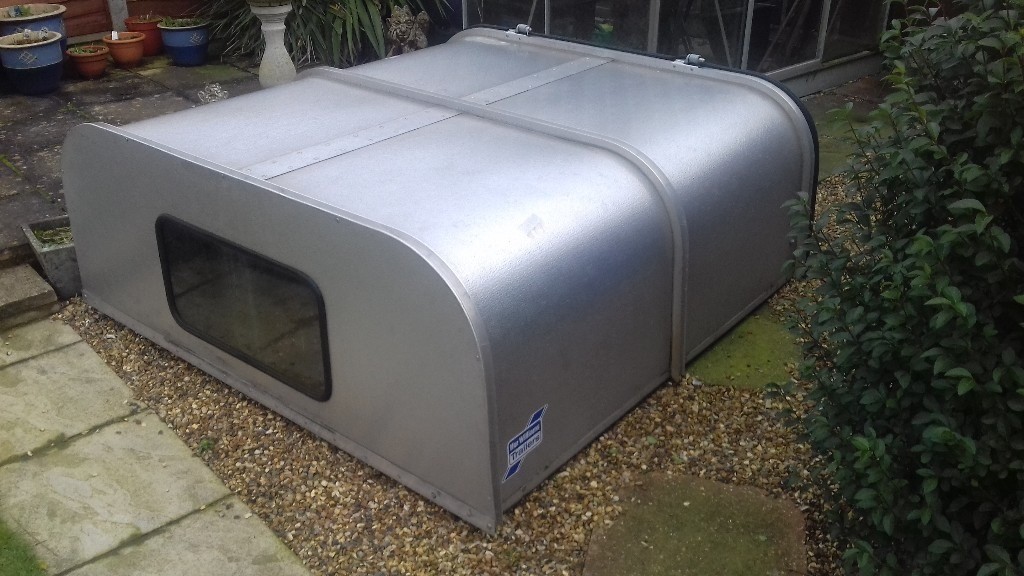 Ifor williams canopy to fit a Nissan navara Came off a 
