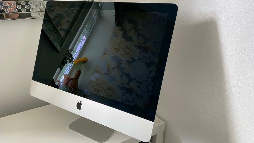 iMac 21.5” (Late 2015, built Dec, ‘16) in Cullompton, Devon Gumtree