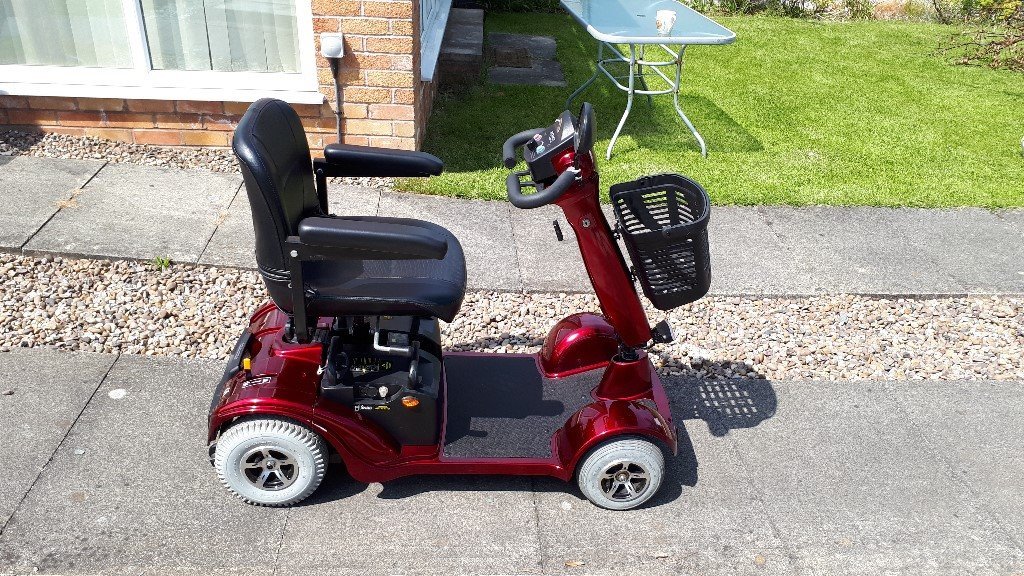 Roma Sorrento Mobility Scooter. VGC. Hardly used. in Halifax, West