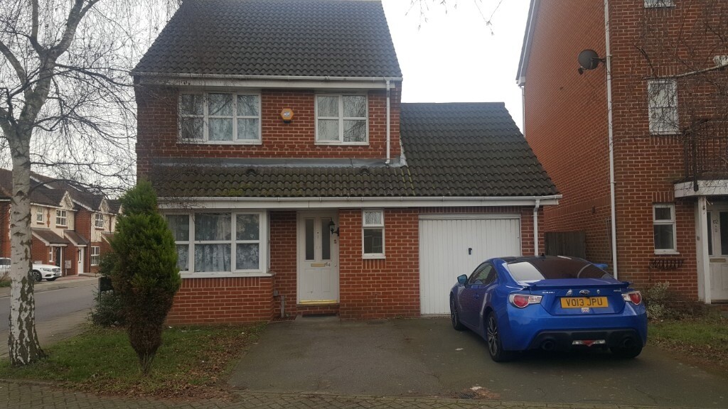 Immediately available furnished single room near Woolwich, Plumstead