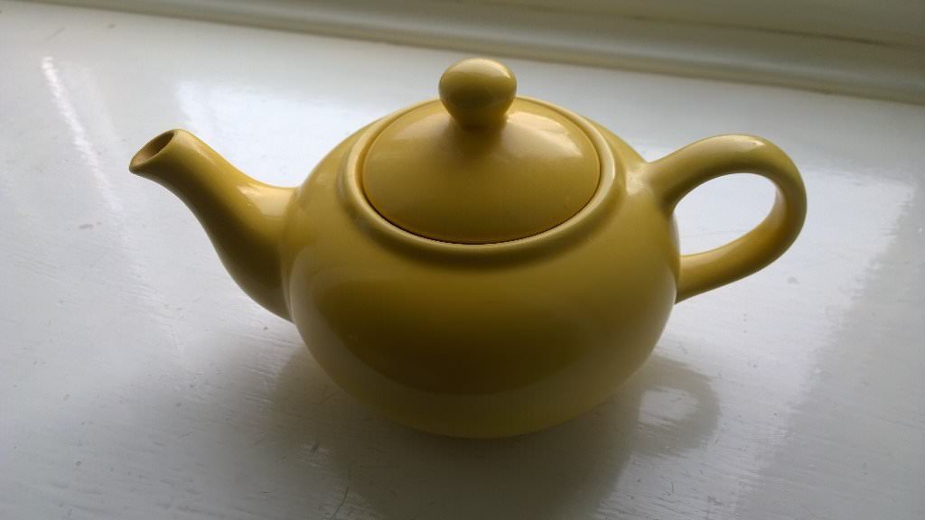 Yellow Teapot in Meadowbank, Edinburgh Gumtree