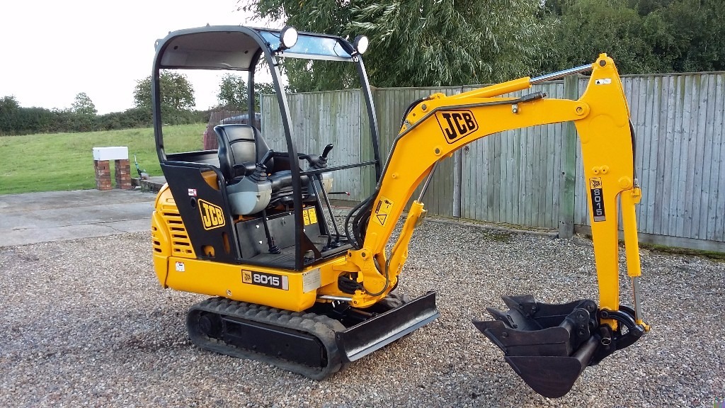 JCB 801.5 1.5 ton Mini Digger 2003 complete refurb ready for work in