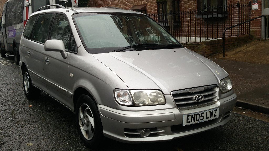 Hyundai trajet 2005