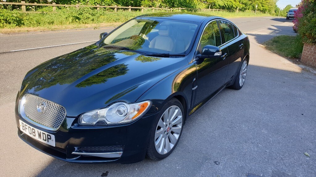 The Ultimate Jaguar Xf British Racing Green Dream Garage - oddzfmn