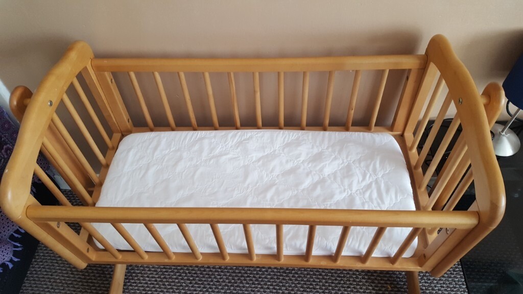 baby swing cot cribe in Bramley, West Yorkshire Gumtree