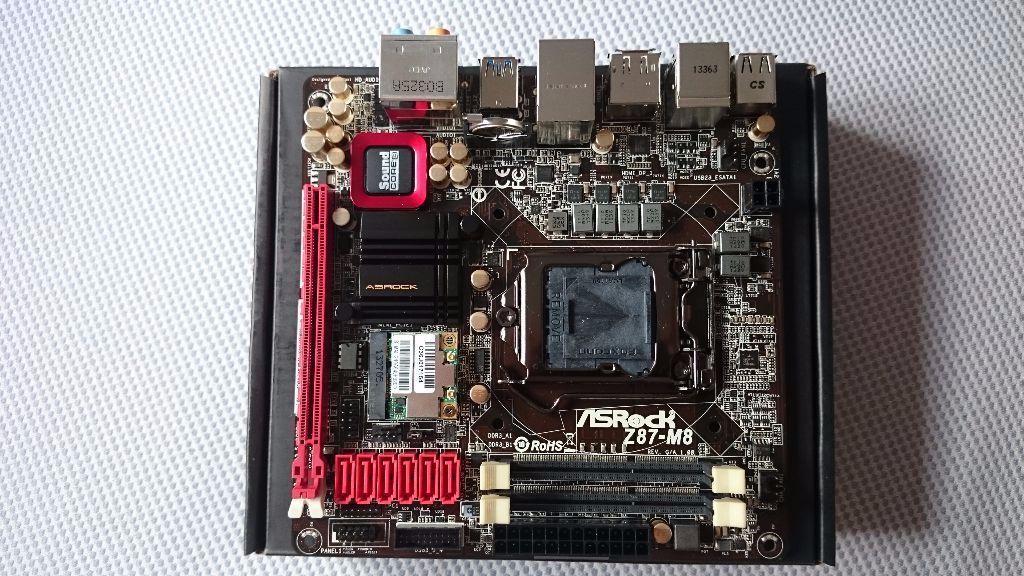 ASRock Z87M8, LGA 1150, Intel Z87 MiniITX Motherboard with 6 SATA