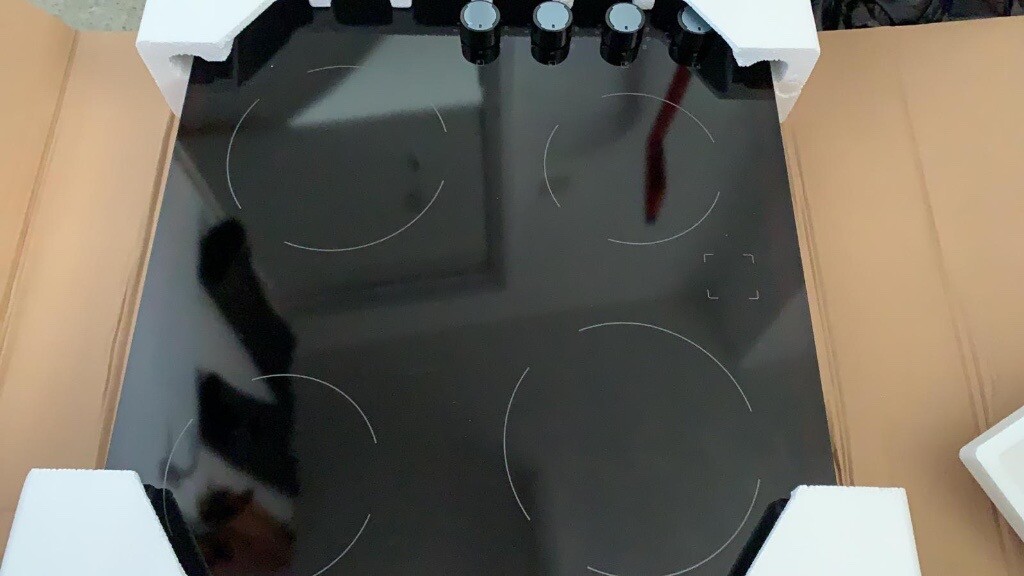 Electrolux EHF6140ISK 4 Zone 60cm Ceramic Hob with Knobs in