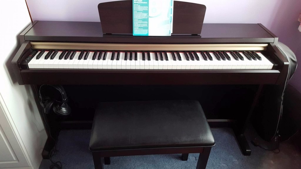 Yamaha Clavinova CLP220 Electric Piano for sale in Exeter, Devon
