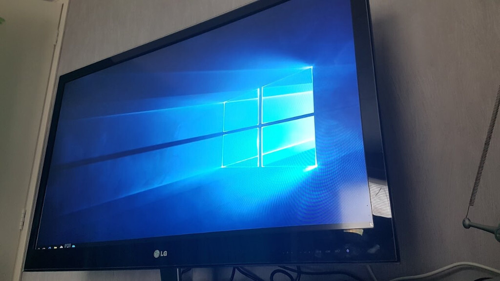 42" TV (Standby Mode Faulty) in Watford, Hertfordshire Gumtree