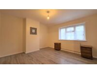 Spacious 3 bed house in Canning Town part dss welcome 