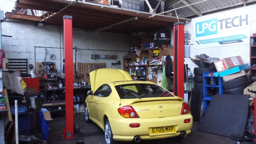 Garage to rent, work space to rent, London NW, Cricklewood area in