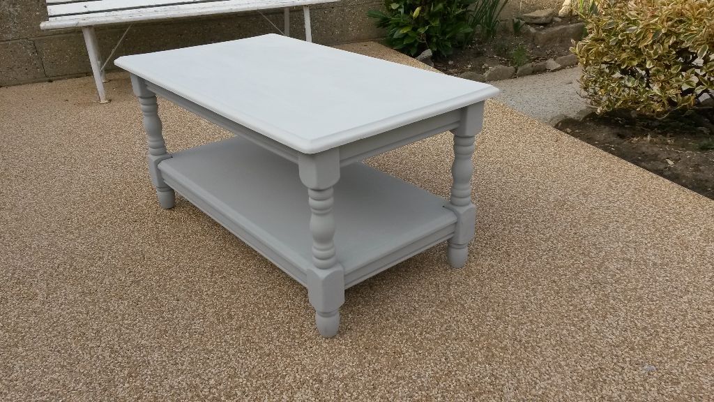 Solid wood coffee table painted in chalk paint 'Winter Grey' and' Paris