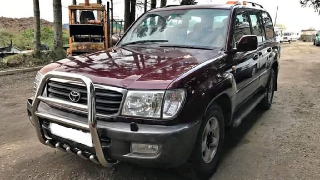 TOYOTA LANDCRUISER AMAZON 4.2 TD MANUAL 5 SPEED RARE WITH FULL LEATHER