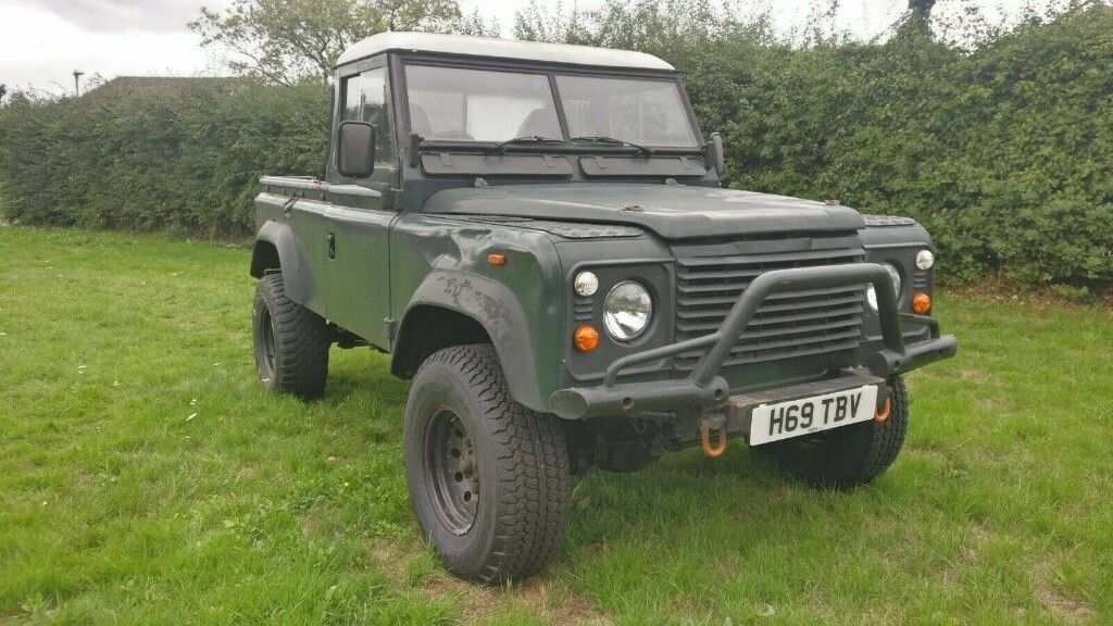 V8 Land Rover Defender, Series, Range Rover Hybrid 100 inch 4x4 in