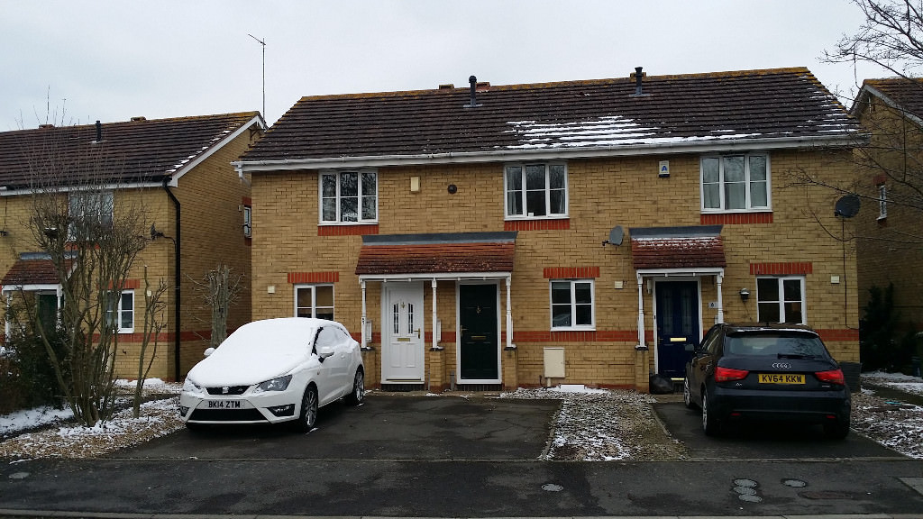 2 Bed Newport Pagnell Available Immediately Fully Refurbished MUST SEE