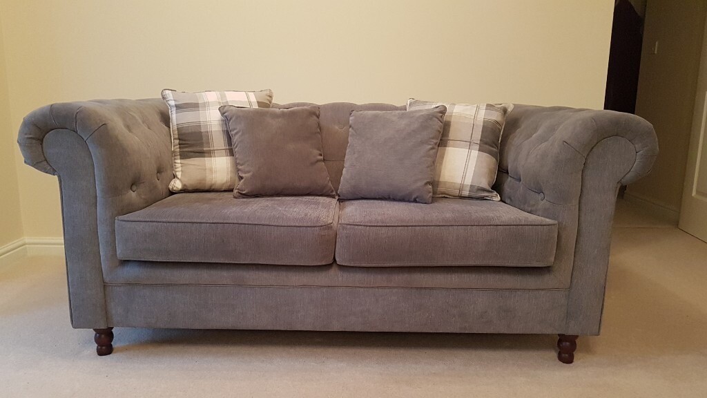 Chesterfield two setter sofa in Huddersfield, West Yorkshire Gumtree