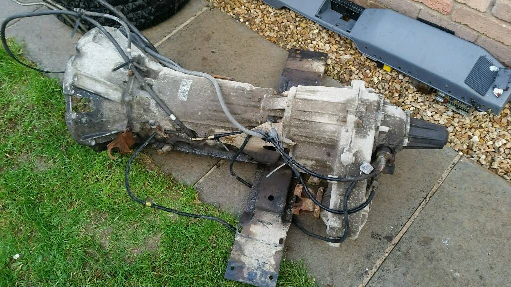 Jeep cherokee xj gearbox and transfer case in Moira, County Armagh