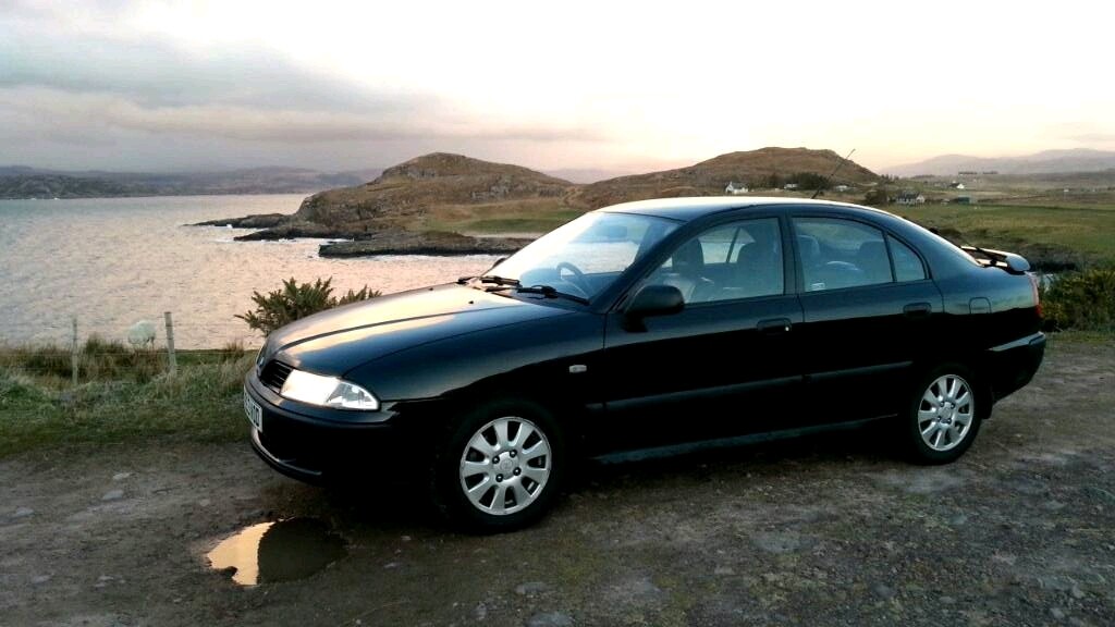 Mitsubishi carisma 2003 год