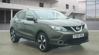 2015 Nissan Qashqai 1.6 DiG-T N-Tec+ 5dr ++ PANROOF / NAV / 7 SERVICES / ULEZ ++