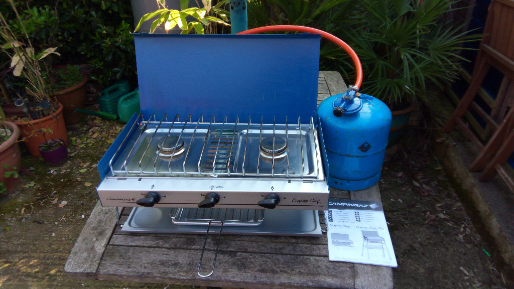 Camping Gaz Camping Chef 2 Ring Compact Cooker Grill Regulator and