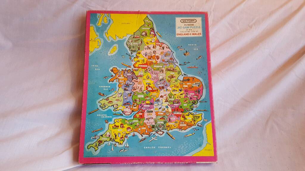 VICTORY PLYWOOD INDUSTRIAL LIFE OF ENGLAND AND WALES JIGSAW PUZZLE in