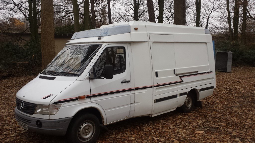 mercedes sprinter 312 camper / project 1997 2 owners.. due to