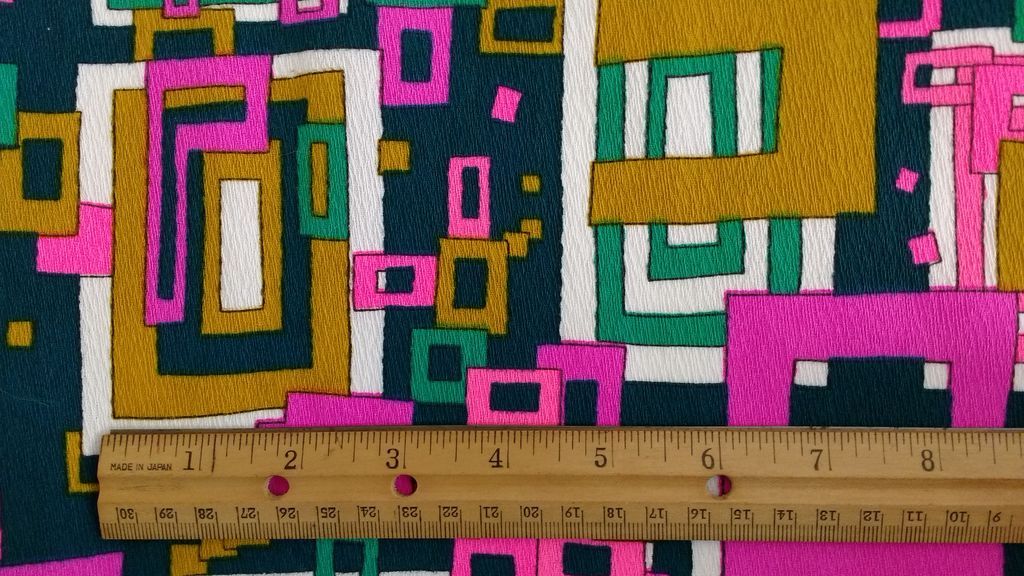 VTG Abstract Hawaiian Bark-Weave Geometric Neon Cotton Fabric 42