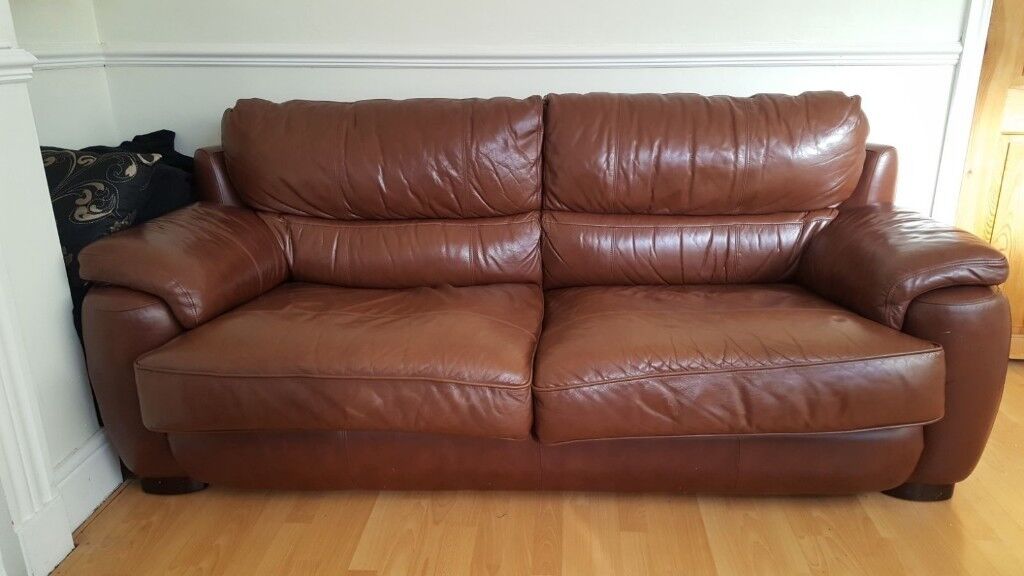  Used  3 seater brown Italian leather sofa  in Thurmaston 