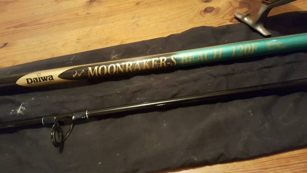 Daiwa moonraker 12ft beach caster rod in Norwich 