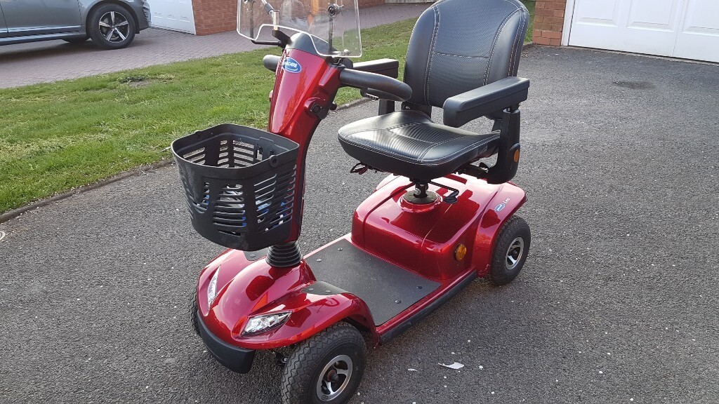 Invacare Leo Mobility Scooter Just 7 months old in Bromsgrove