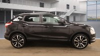 2017 Nissan Qashqai 1.5 dCi Tekna 5dr ++ PANROOF / NAV / CAMERA / 20 TAX / ULEZ 