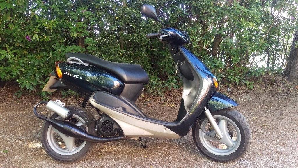 Yamaha Neos 50cc YN50 Two Stroke Scooter like aerox nrg piaggio runner