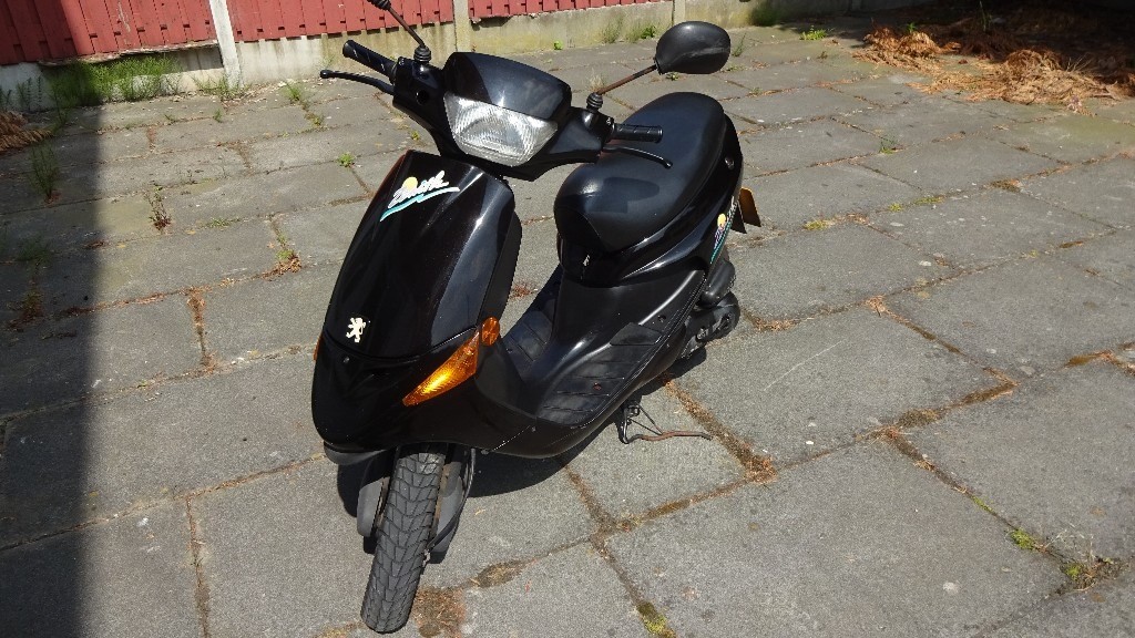 Peugeot Zenith 50cc 2Stroke **FIXABLE?** in Liverpool, Merseyside