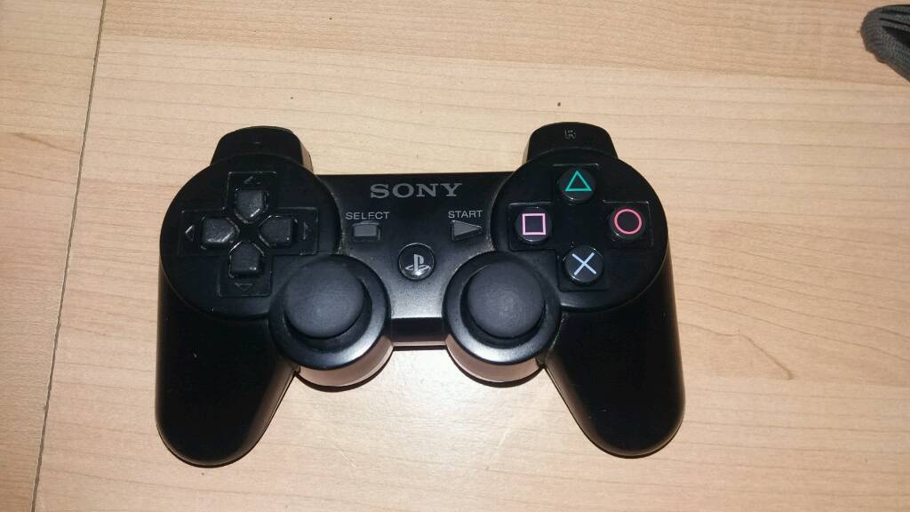 Playstation Controller / Sony unveils the DualSense wireless controller
