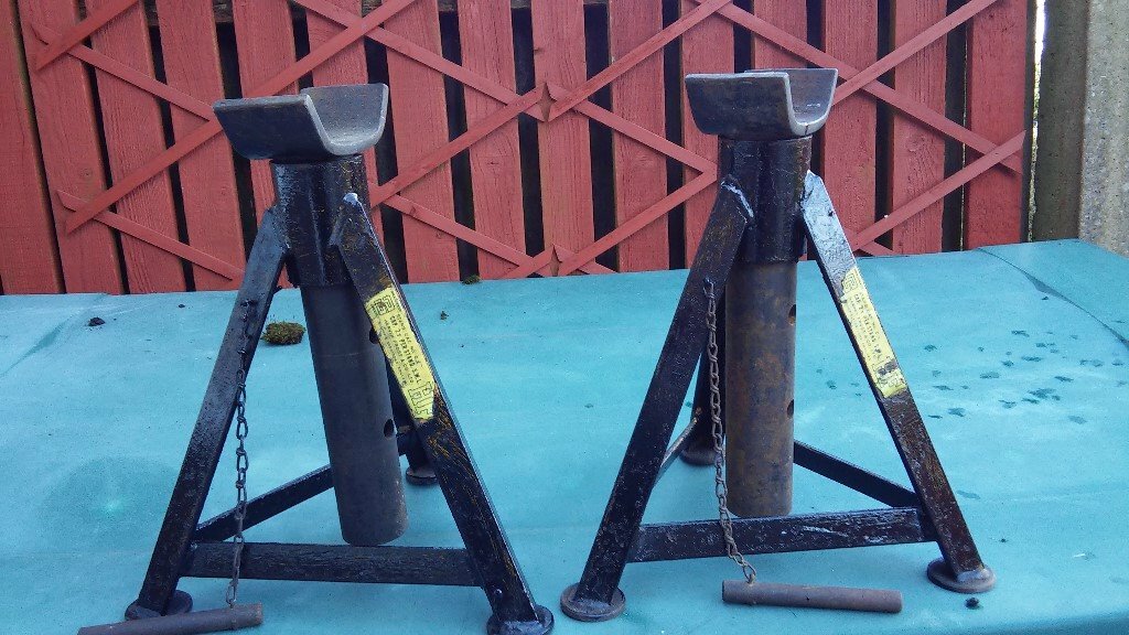 2 AXLE STANDS in Northfield, West Midlands Gumtree