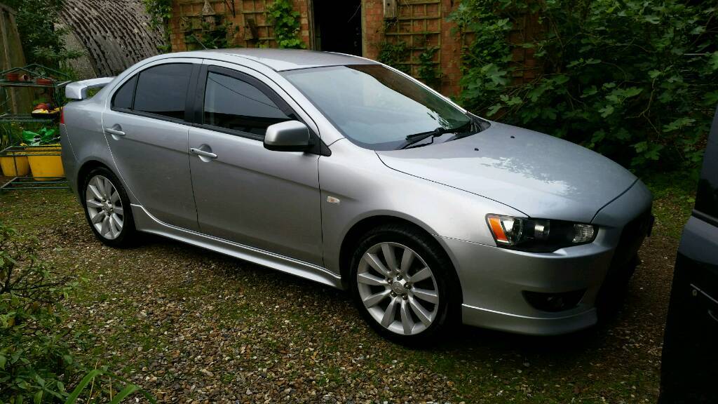 Lancer mx saloon
