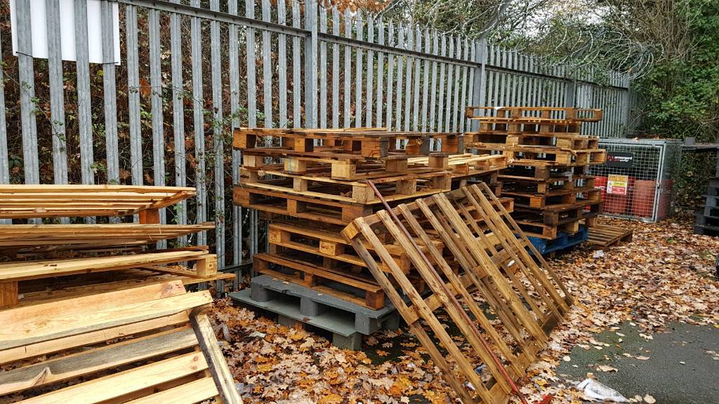 Wooden pallets free to collector in Llanishen, Cardiff Gumtree