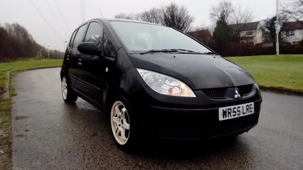 Mitsubishi colt 2005 года