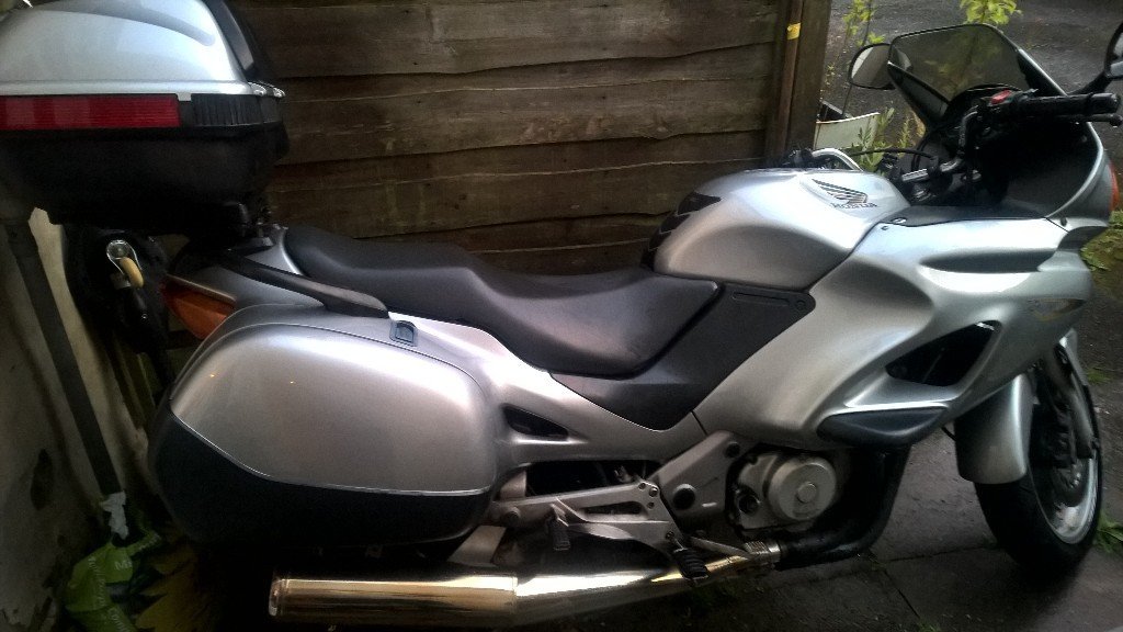 Honda nt650v deauville 2002