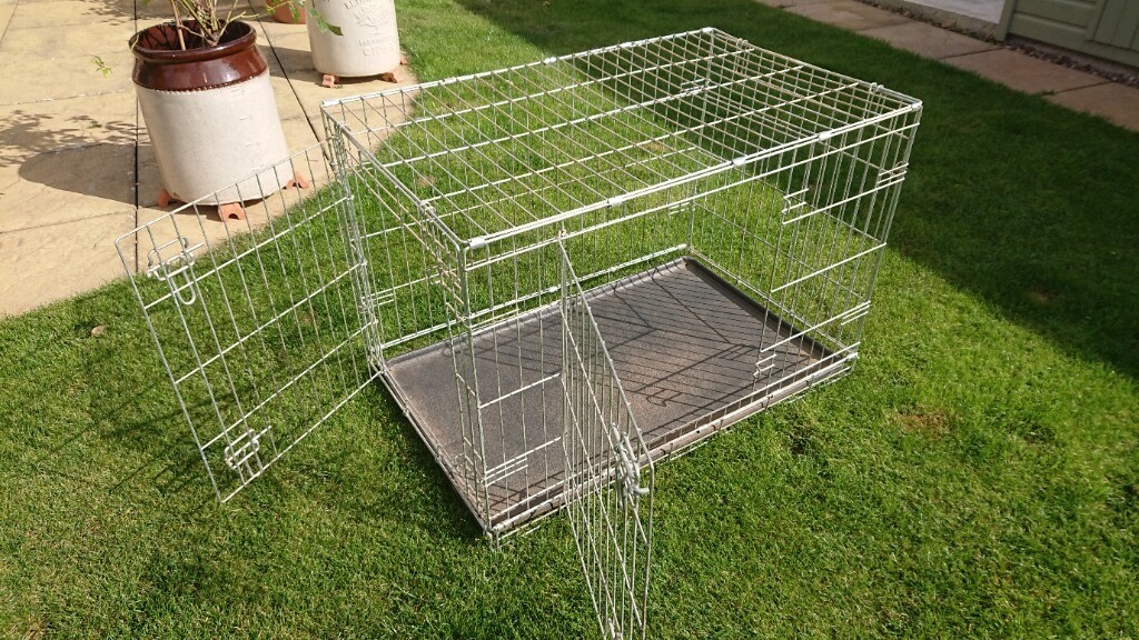 Galvanised steel dog cage approx. 36in. L x 22in. W x 24in. H in