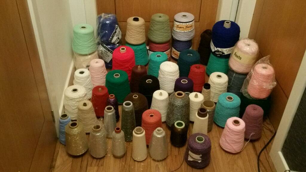 Huge Job lot machine knitting wool yarn 54 various cones 22kg sparkle