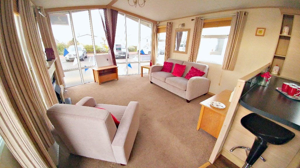 ***STUNNING STATIC CARAVAN FOR SALE WHITLEY BAY HOLIDAY PARK, SITE FEES
