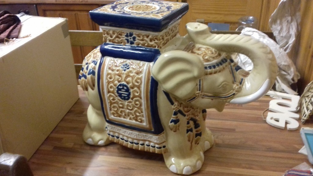 Large floor white elephant ornament in Inverness, Highland Gumtree