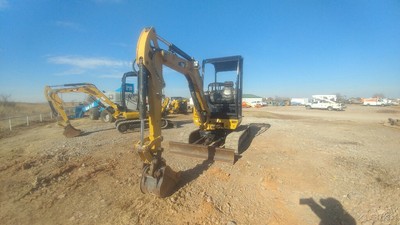 2015 Caterpillar 302.7D Excavator MIni Ex Trackhoe 953Hrs 24Hp 5890Weight Used