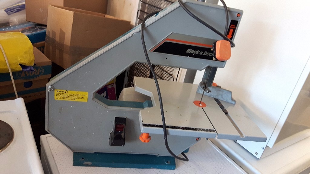 Black & Decker Sig6 Hobby Band Saw in Newport Gumtree