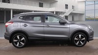 2016 Nissan Qashqai 1.5 dCi N-Connecta 5dr ++ 1 OWNER / PANROOF / NAV / ULEZ / C