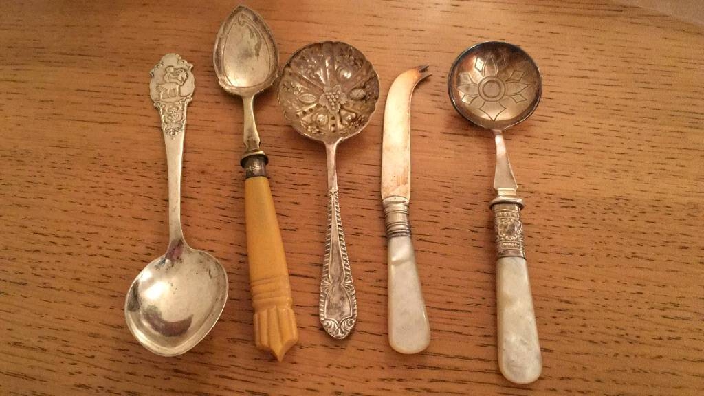 Royal spoons and vintage spoons collectible in Brighton, East